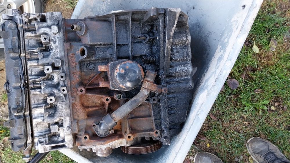 Vand 2 motoare 1.9 de opal vivaro, reno trafic, laguna