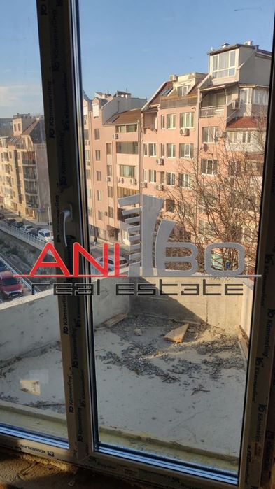 Продава се Тристаен апартамент в Варна, Левски - 96 кв.м за 2466 €/кв.м - Снимка #4