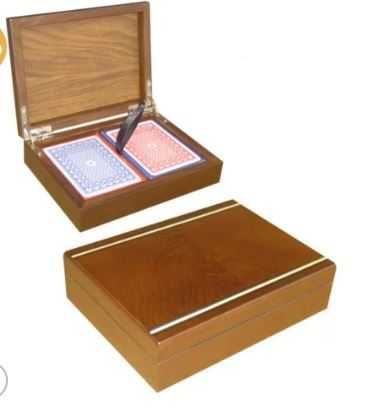 Дървена кутия с 2 тестета покер карти Модиано, син и червен гръб