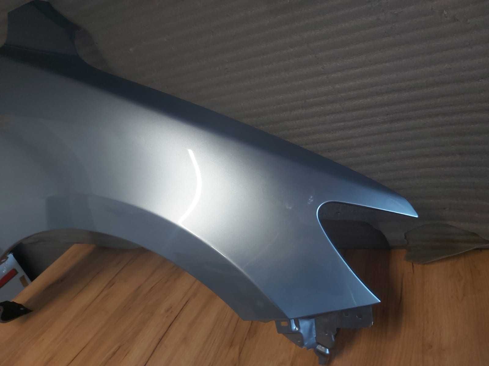 Aripa Fata Dreapta Hyundai Santa-Fe 2006-2012 (6F (Albastru))