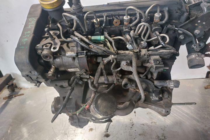 Motor fara anexe Dacia Logan prima generatie