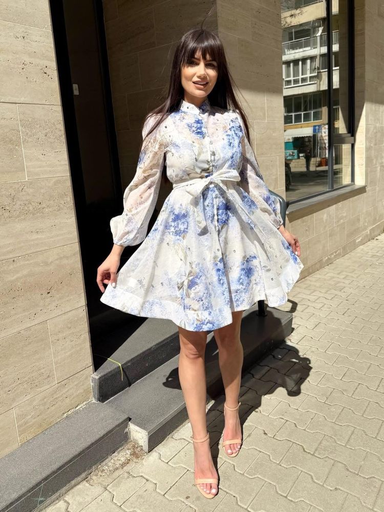 Нова елегантна  рокля