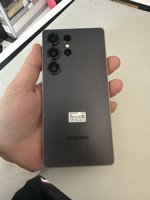 Samsung Galaxy S25 Ultra impecabil 512GB, 12GB RAM