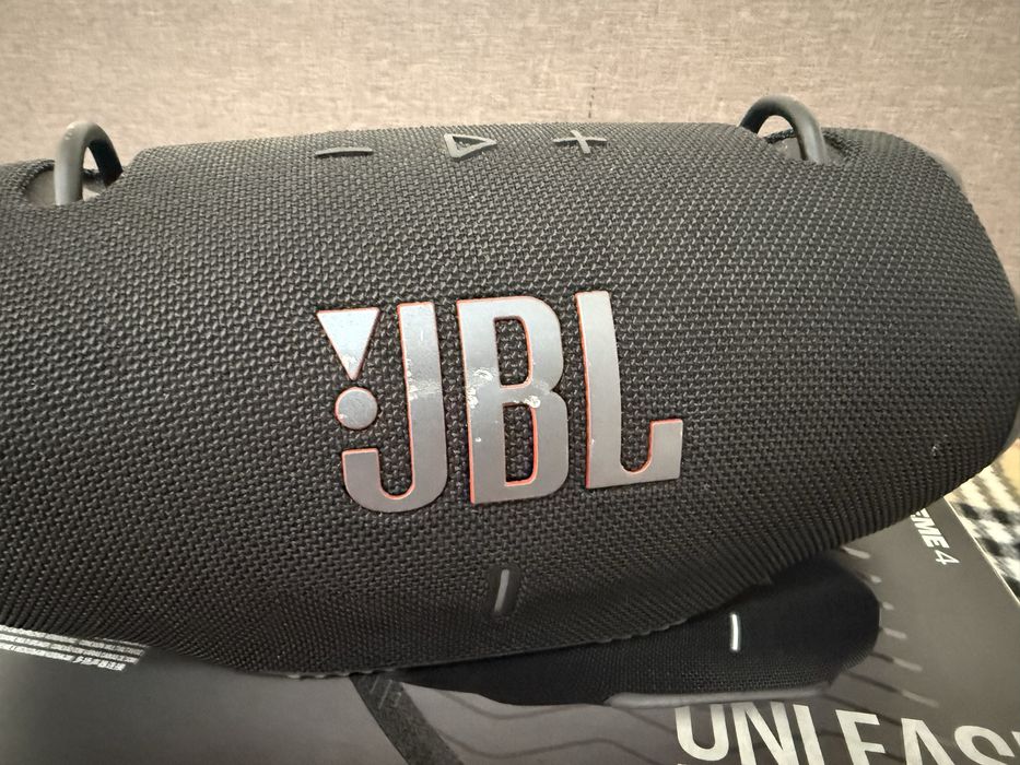 Преносима тонколона JBL Extreme 4