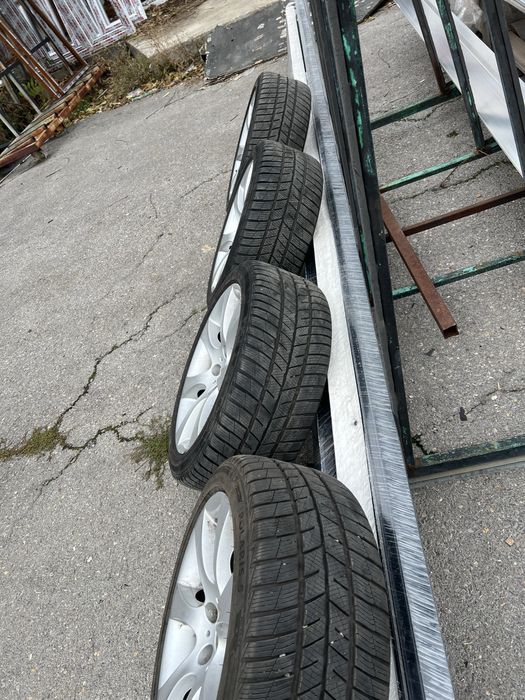 4 бр. Зимни гуми continental и 4 бр. Зимни barum polaris 5 245/40-18