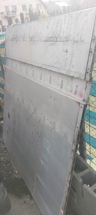 Panou frontal de aluminiu,remorca și semiremorca
