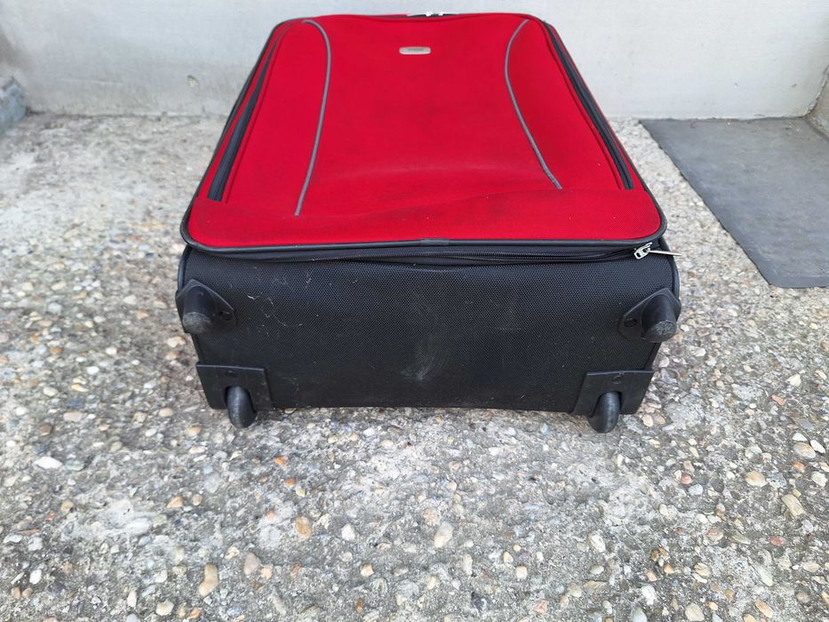 ***Troler Red Titan | 70*45*27 cm | 4.450 kg