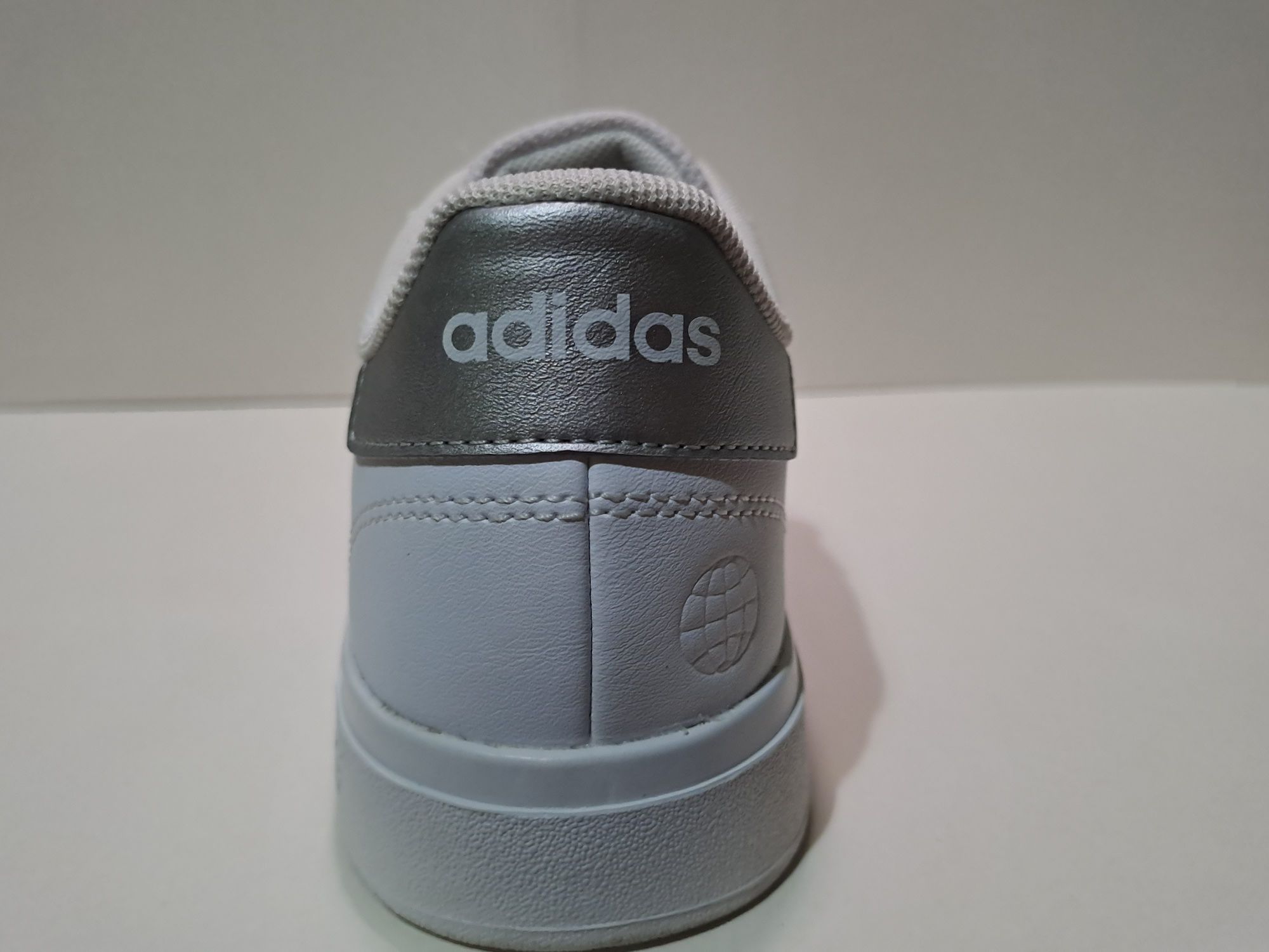 Обувки Adidas Grand Court 2.0 K