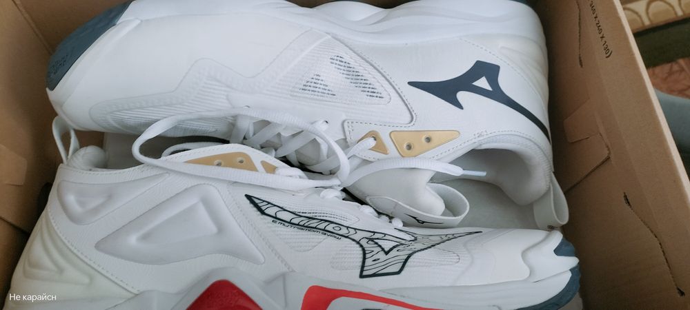 Mizuno продается