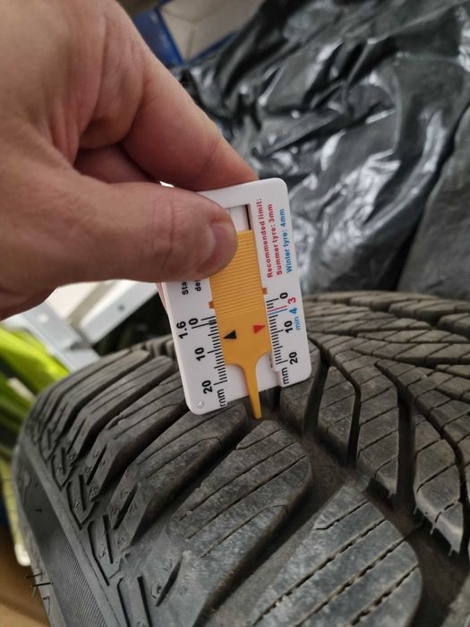 Джанти 17" със зимни гуми за BMW 1 - 3 серия E87 E90 E46 F30