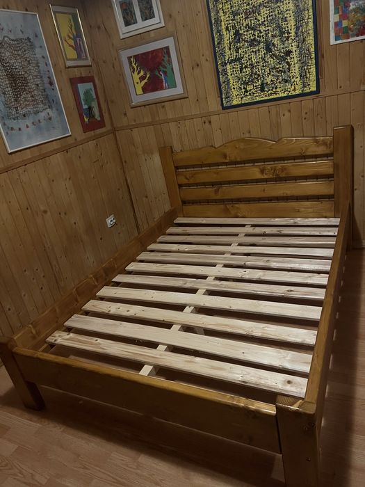 Pat din Lemn Masiv