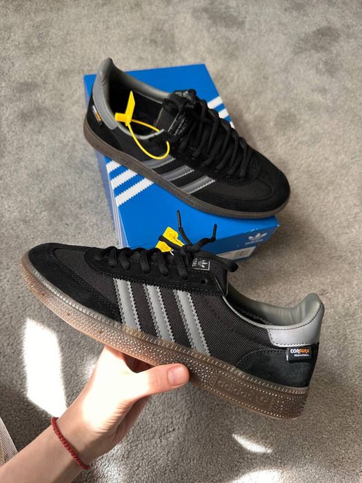 Кроссовки adidas