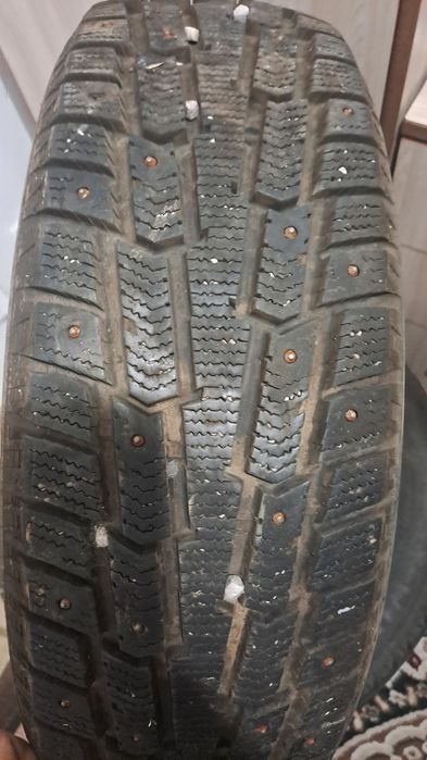 Продам шины зимние