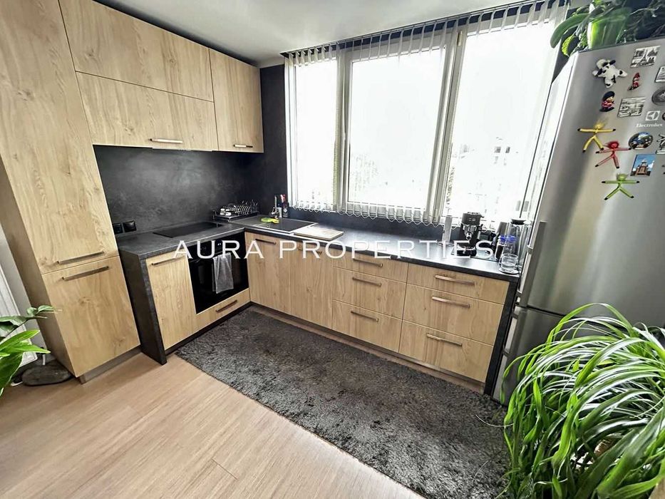 Продава се Тристаен апартамент в Разград, Житница - 75 кв.м за 1823 €/кв.м - Снимка #3
