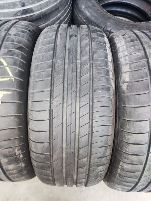 225/55/16 GoodYear