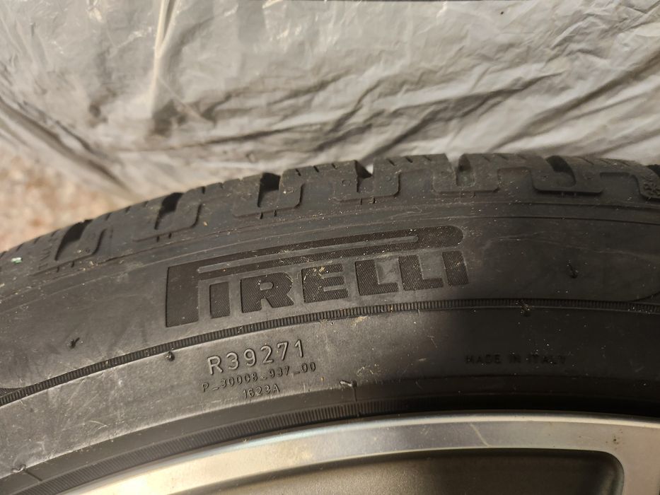 Vand 4 roti (jenti+cauciucuri de iarna) R22