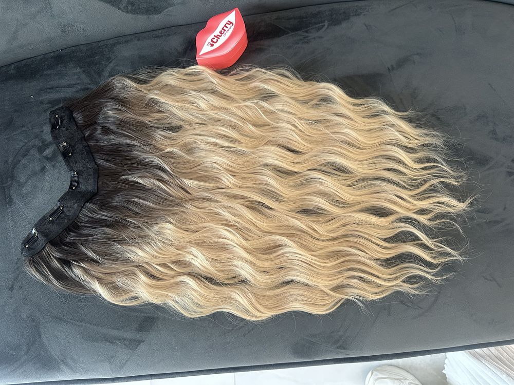 Extensii / tresa V-shape blonde