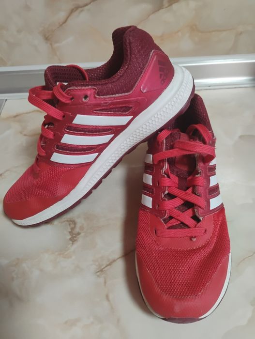 Маратонки Adidas 33 н
