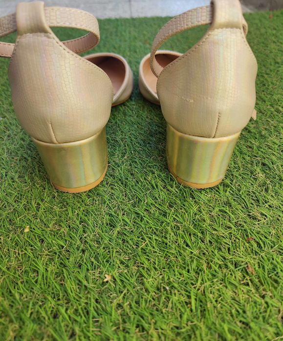 Дамски официални обувки