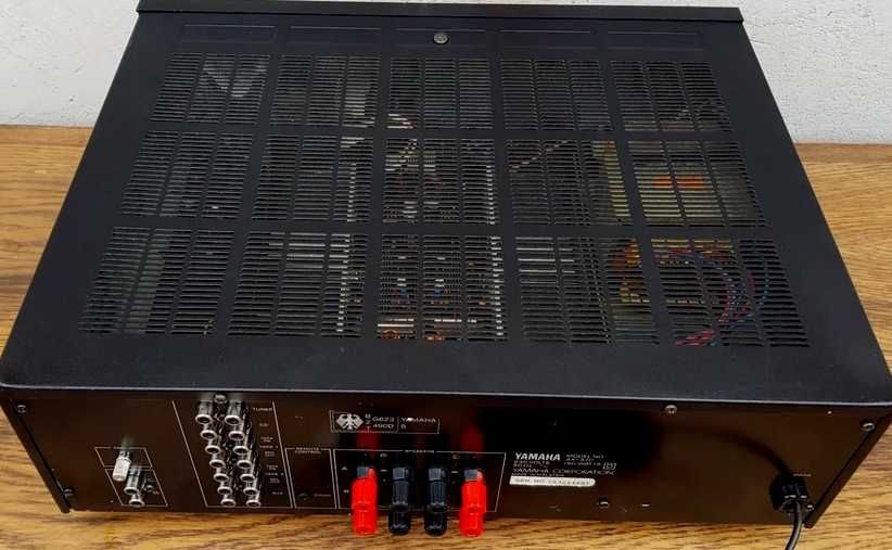 Усилвател YAMAHA AX-470 в перфектно състояние!