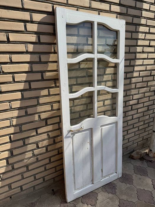 Продаются деревянные окна и двери. Дёшево!