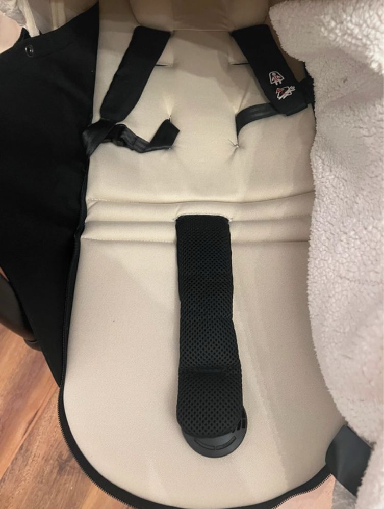 Pachet nou nascut BabyZen x Bonpoint