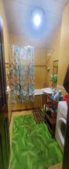 Продам 3х комнатную квартиру  Чиланзар 12 , Фархадский