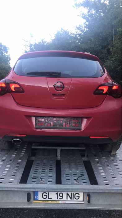 Hayon/Haion cu Luneta Opel Astra J Hatchback an 2012