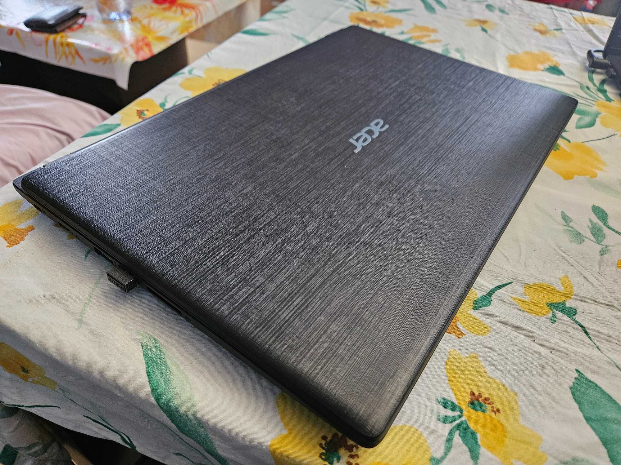 Acer aspire 3 15.6 inch.