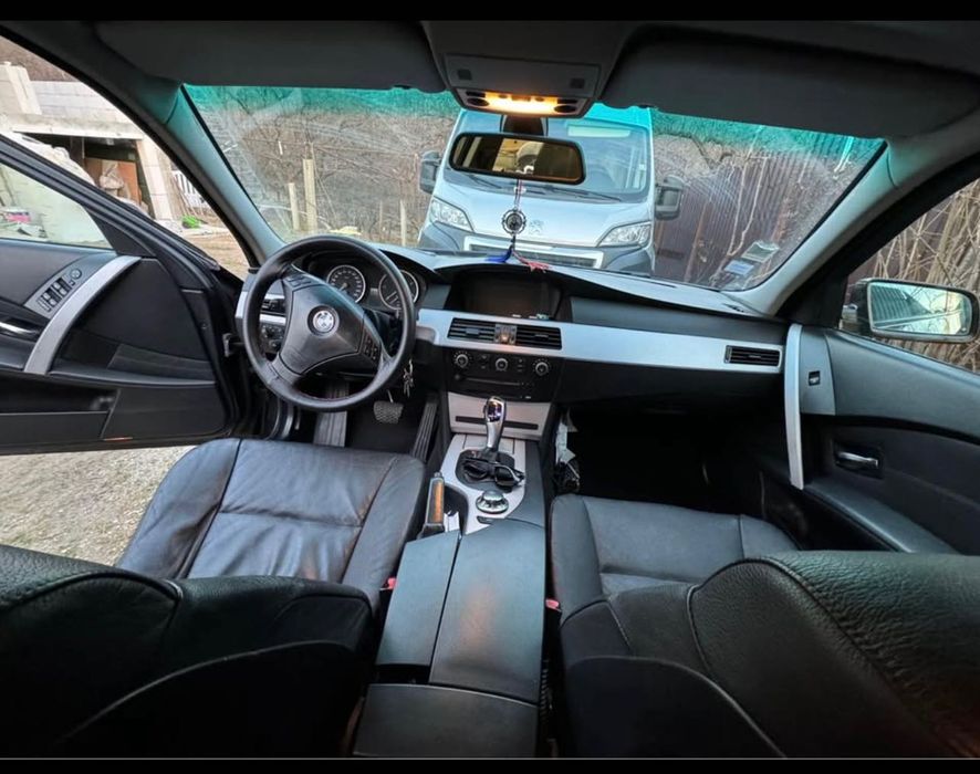Vând BMW 535 e60