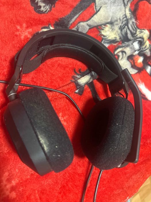 Corsair VOID Surround (PRO/ELITE) – căști gaming cu fir 3,5 mm
