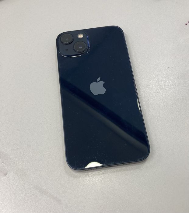 iPhone 13 black 128gb