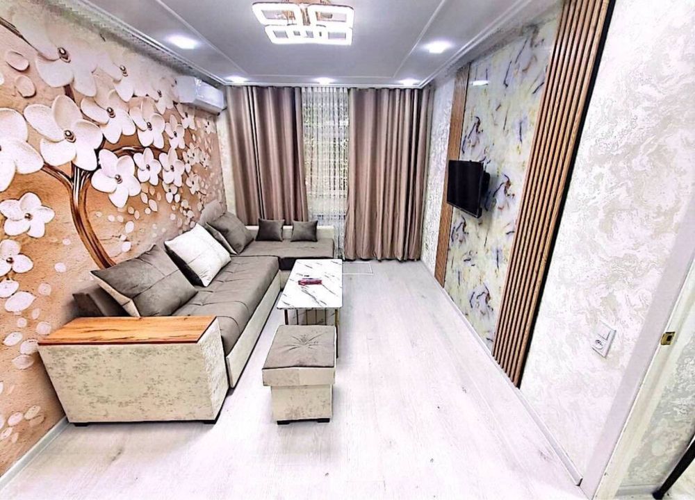 Чиланзарский Сзади Парус