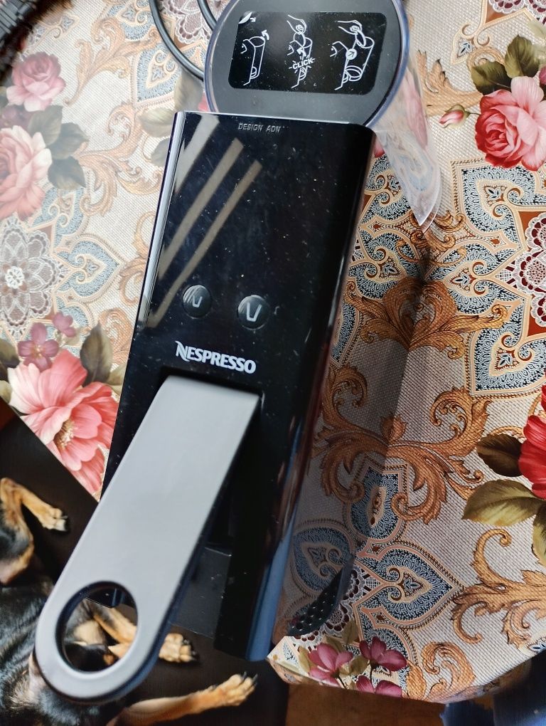 Кафемашина с капсули NESPRESSO ESSENZA 19.00 bar, 600.00 ml,