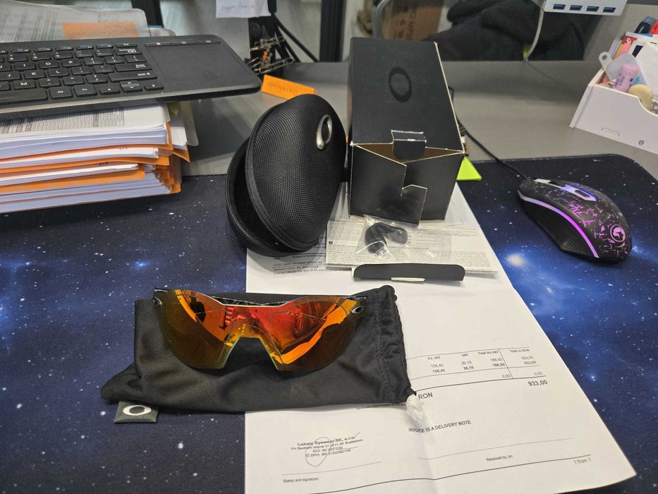 Ochelari ciclism  schi snowboard Oakley  Re:subzero  Carbon Fiber
