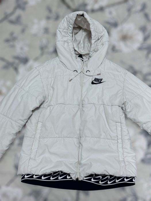 Зимно яке на Nike
