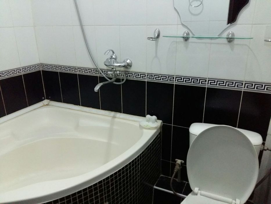 1/2/9   Яшнобод Кадешва бозори олдида рус.тилини.билиши  керак оила