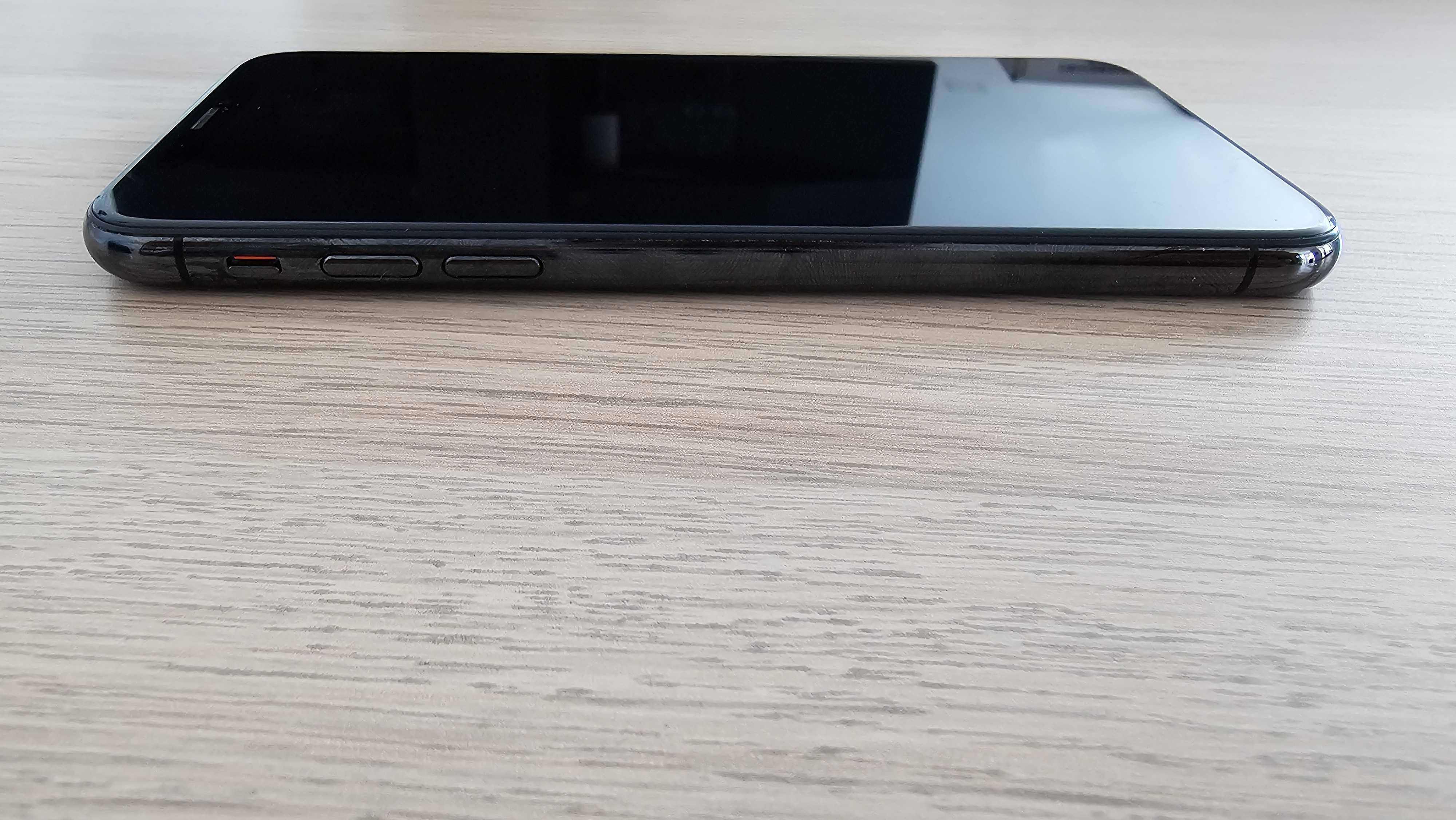 iPhone XS Black 64GB