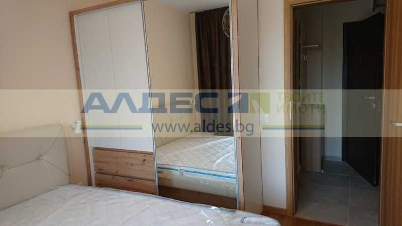 Дава се под наем Двустаен апартамент в София, Център - 57 кв.м за 690 € - Снимка #3