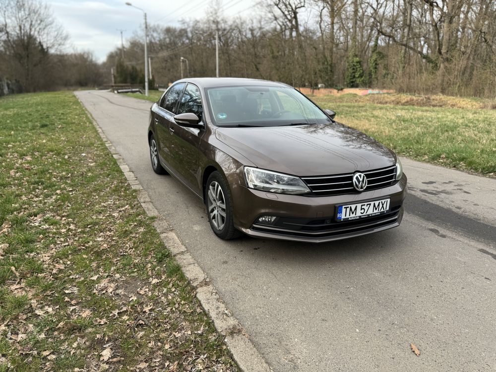 Vw Jetta, an 2016, euro 6, motor 2.0 Diesel, start-stop.