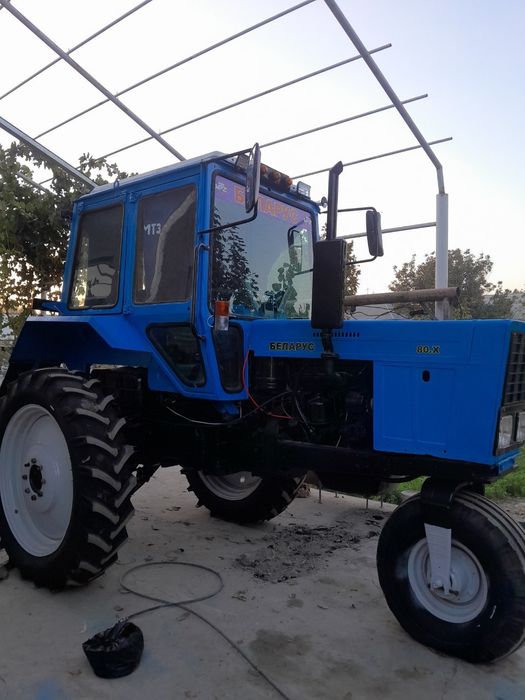 Mtz 80x  polni yangi qilingan yangi traktor qomaydi garantiya