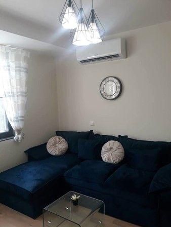 Двустаен апартамент в района на Младежки хълм