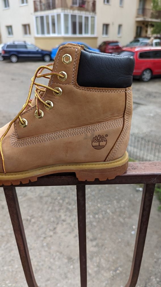 Preț fix,Ghete Timberland seria 10361 Nr 38 Inter24cm nu Nike Adidas