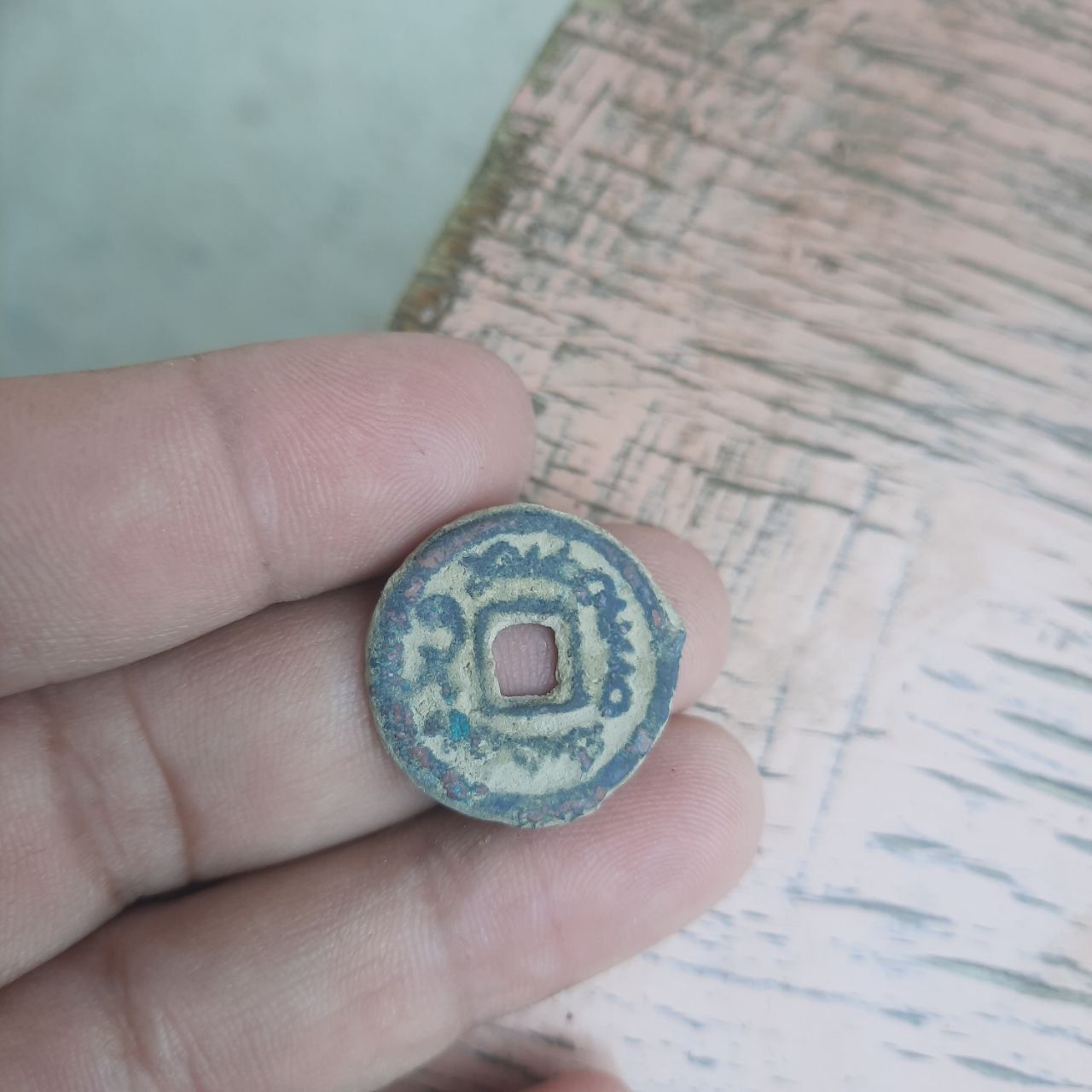 Сотилади ески тангалар 6 8 аср монета