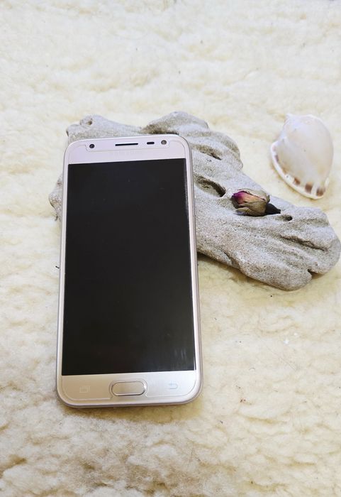 SAMSUNG GALAXY J3 (2017) Gold - Stare implecabila