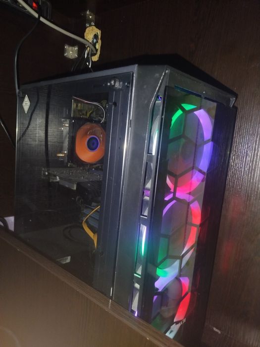 Компьютер игровой со всеми аксессуарами