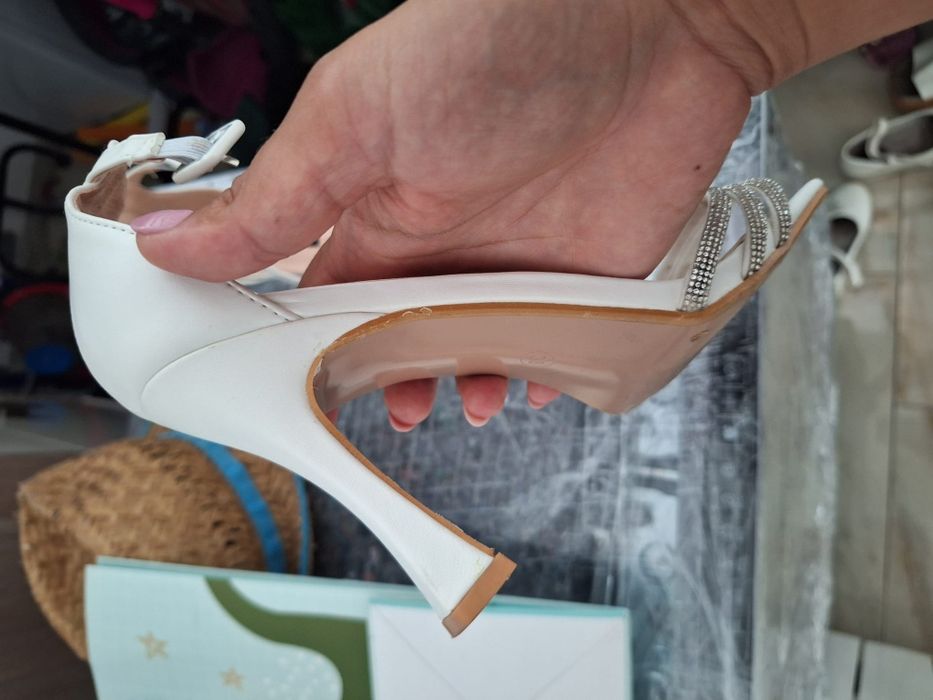 Sandale elegante nr 38