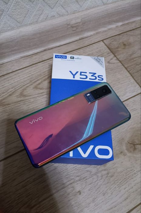 Продам Vivo Y53s в отличном состоянии