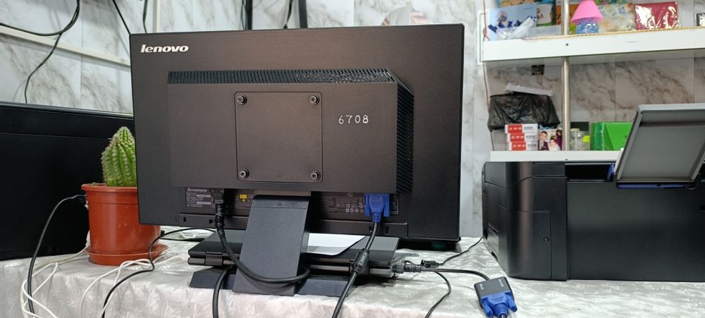 Noutbuk Manitor sotiladi wwwwwww