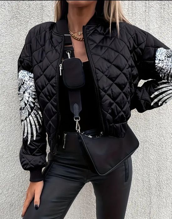 Стильная куртка бомбер, новая